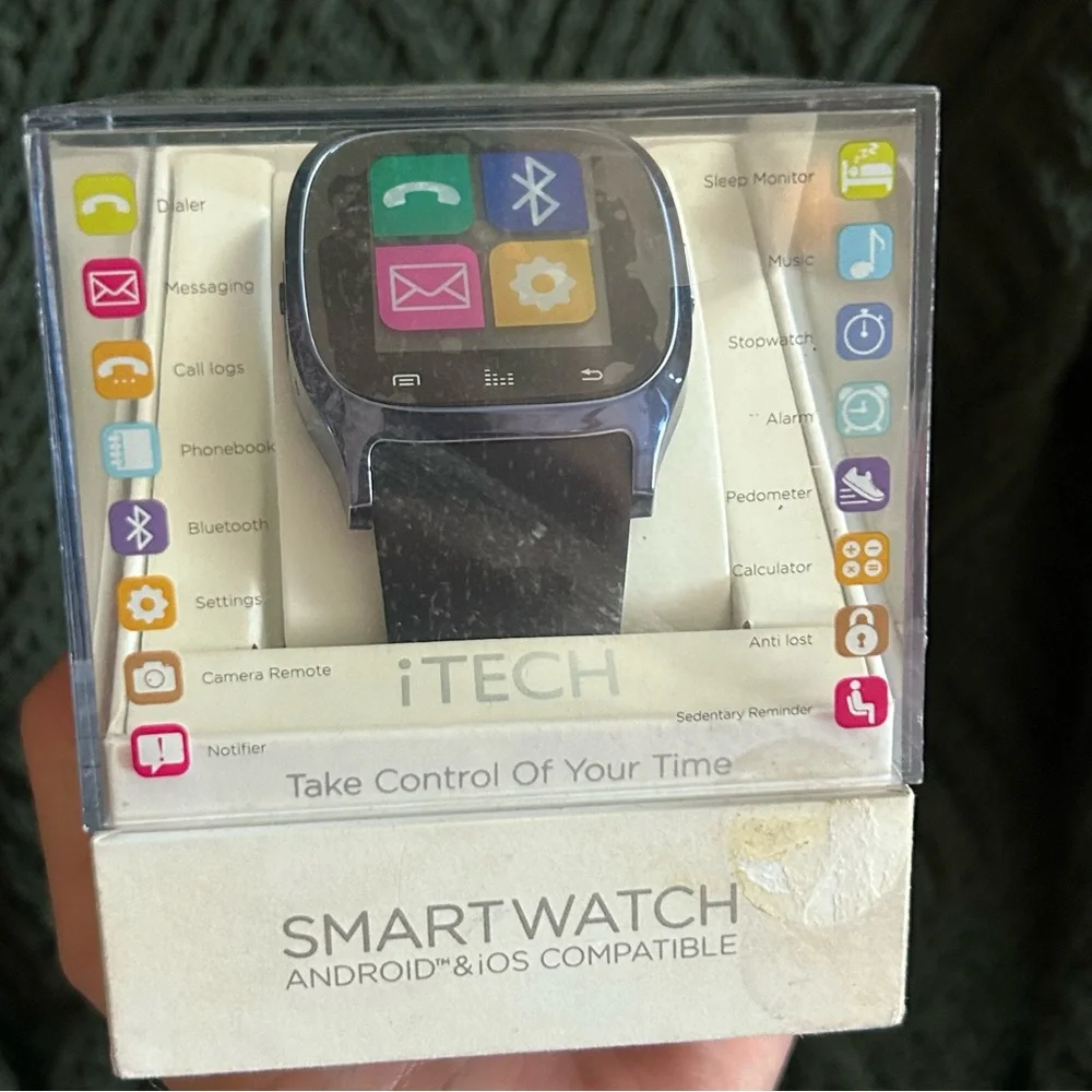 iTech Smart Watch NIB w Charging Cord & Manual